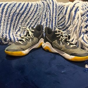 Nike Kevin Durants men’s size 11